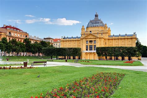 Grad Zagreb službene stranice.